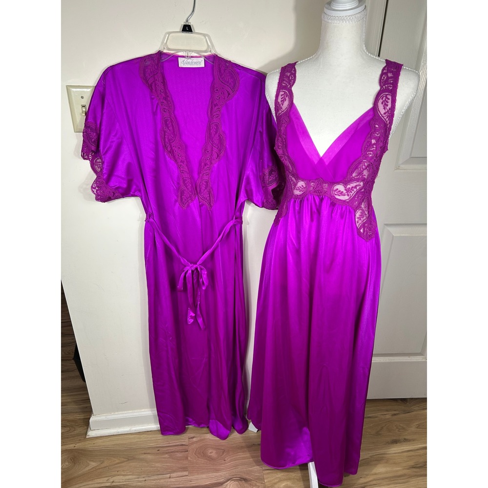 VTG Vandemere Satin Robe & Nightgown Peignoir Set Women M Fuchsia Lace Lingerie